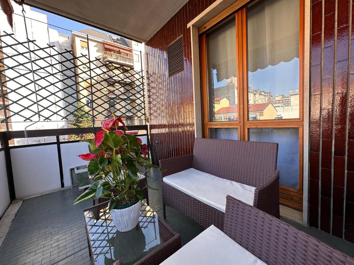 Best Way Rent - Apartments Near Tre Torri District Milán Exterior foto